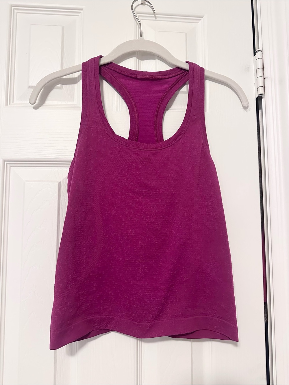 Lululemon Women's Pink Cropped Racerback Tank Top